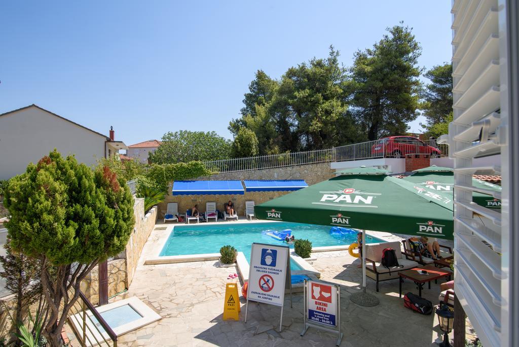 B&B Villa Paula Τρογκίρ Εξωτερικό φωτογραφία